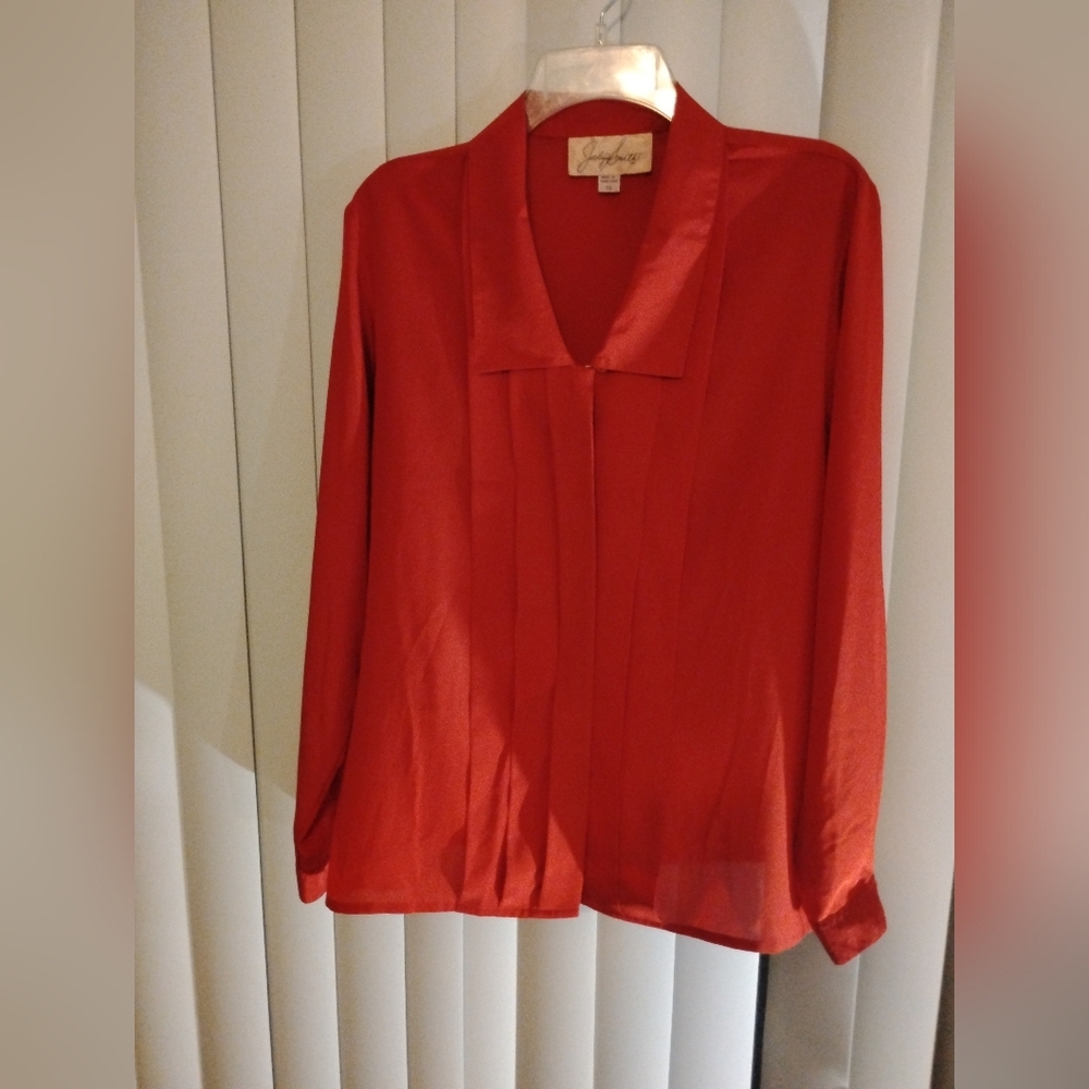 Red Jaclyn Smith vintage long sleeve lightweight Pleated Front Plus Size blouse